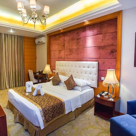 Dork Jumpa Hotel Vientiane Dış mekan fotoğraf