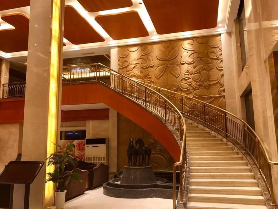 Dork Jumpa Hotel Vientiane Dış mekan fotoğraf