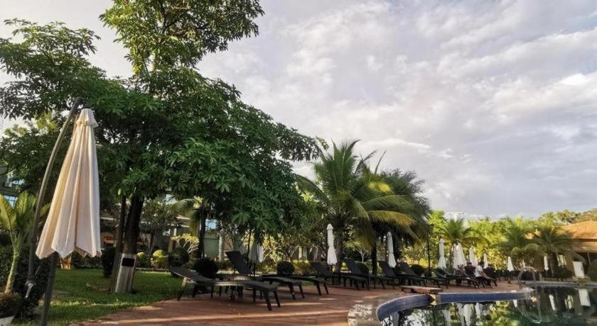 Dork Jumpa Hotel Vientiane Dış mekan fotoğraf