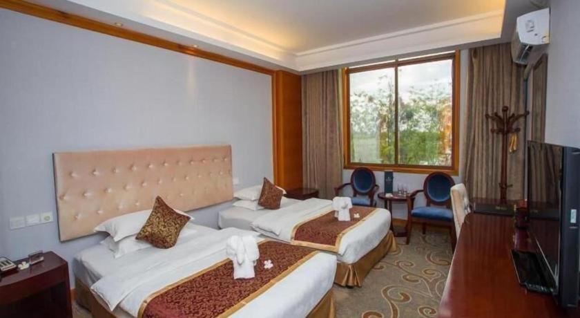 Dork Jumpa Hotel Vientiane Dış mekan fotoğraf