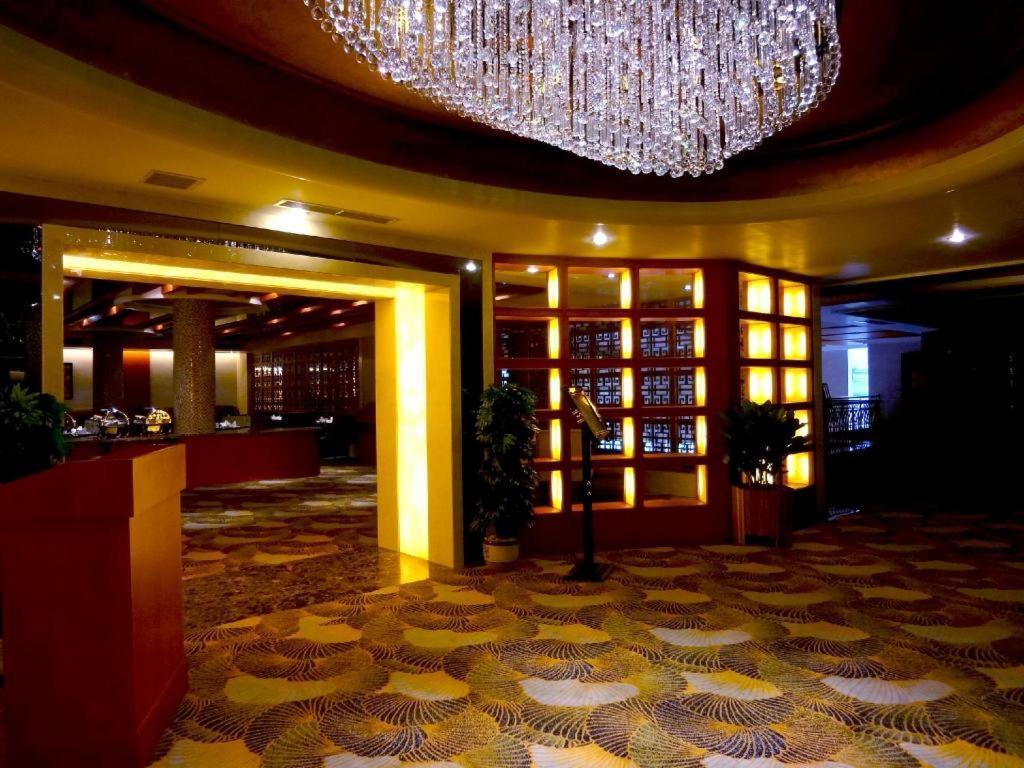 Dork Jumpa Hotel Vientiane Dış mekan fotoğraf