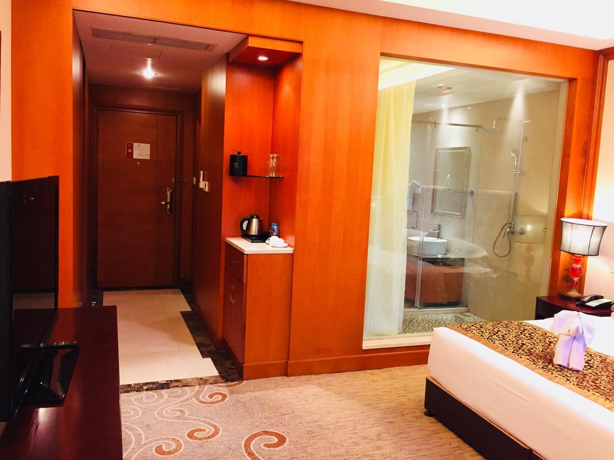 Dork Jumpa Hotel Vientiane Dış mekan fotoğraf